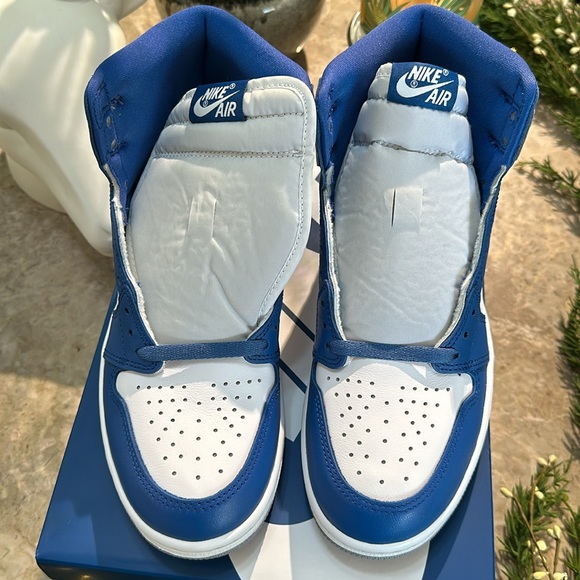 Nike Air Jordan 1 High True Blue - Picture 6 of 17